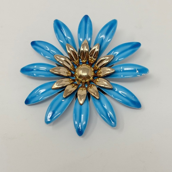 Sarah Coventry Vintage Blue Tahitian Enamel Flower Brooch Gold Tone Signed - Picture 2 of 8